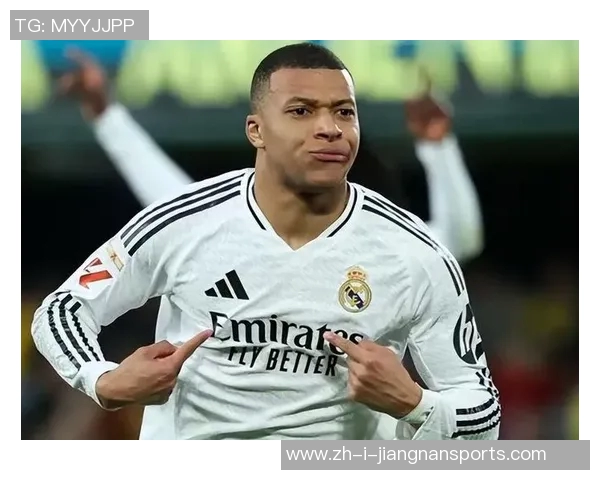 2025年足球现役十大球星排名揭晓 谁将成为足坛新一代传奇人物